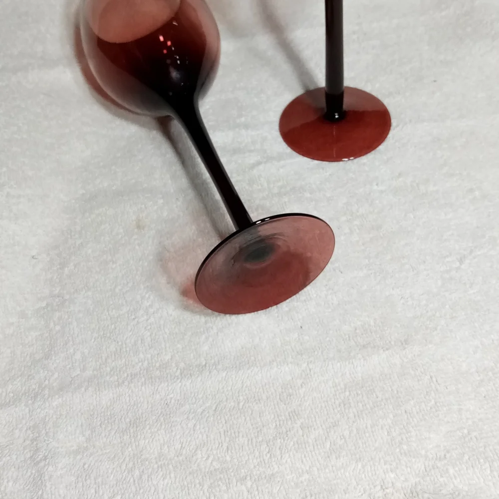 Set of 2 Purple Amethyst 3.8oz Wine Glasses